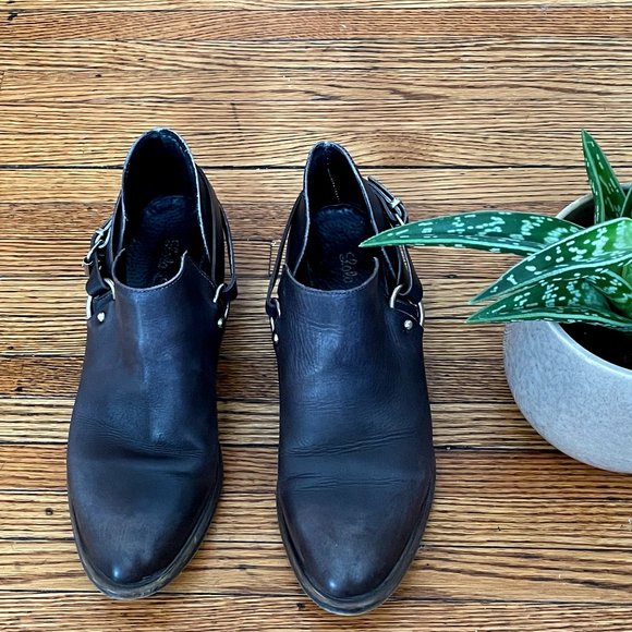 Ankle Boots - Picture 1 of 4